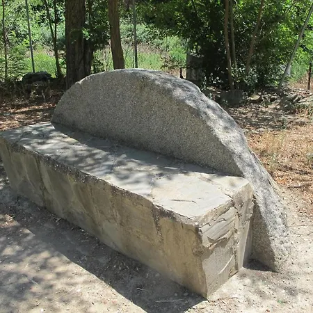 La * Medina de las Torres