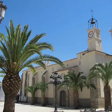 La * Medina de las Torres