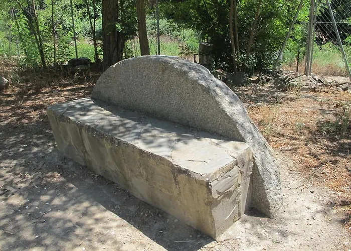 La * Medina de las Torres